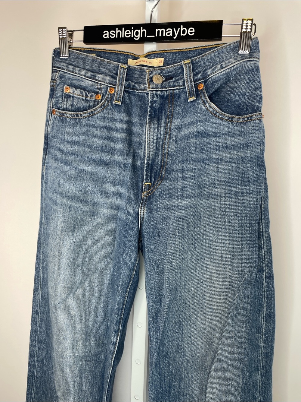 Levi’s | Ribcage Wide Leg Raw Hem Medium Wash Denim Jeans Size 25 *flawed - Picture 3 of 9